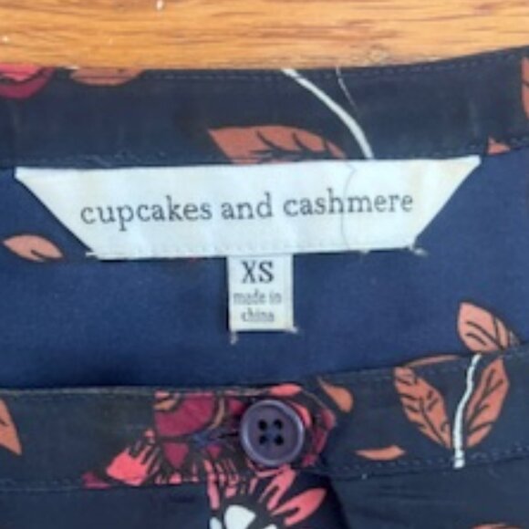 Cupcakes and Cashmere Floral Navy Mini Dress - Picture 4 of 7